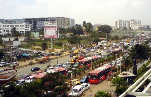 Traffic at the Marathahalli-Sarjapur Road stretch of Outer Ring Road. Pic: Citizen Matters